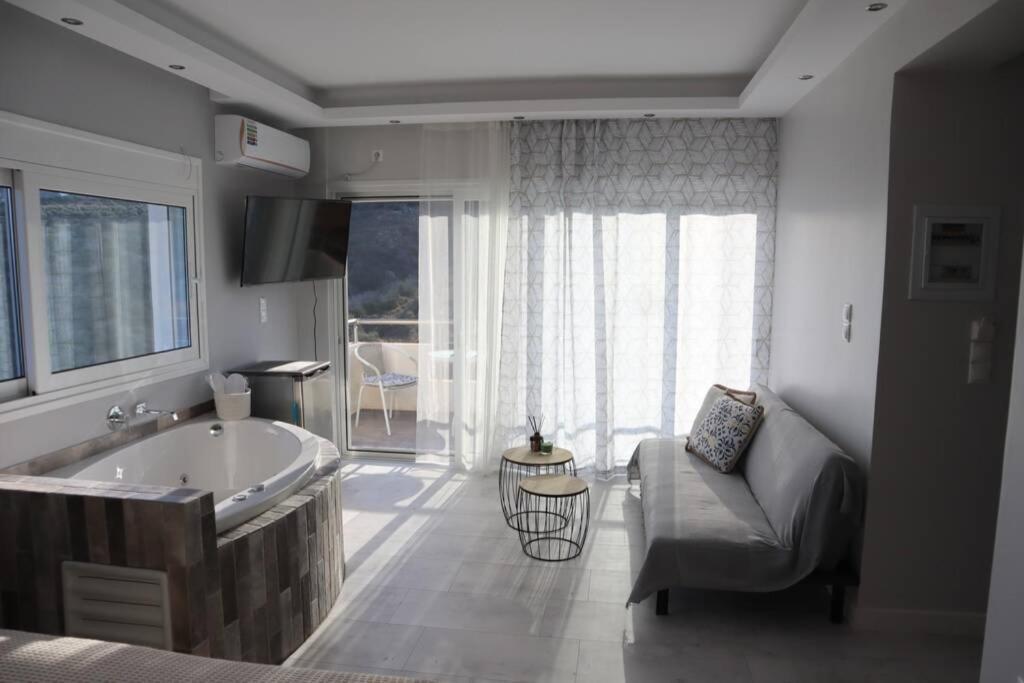 360° View Suites Tan Neapoli Voion Екстер'єр фото